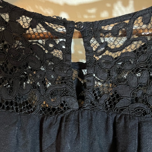 Old Navy Black Shift Dress w/ Top Lace Lining SZ XL - Picture 6 of 12